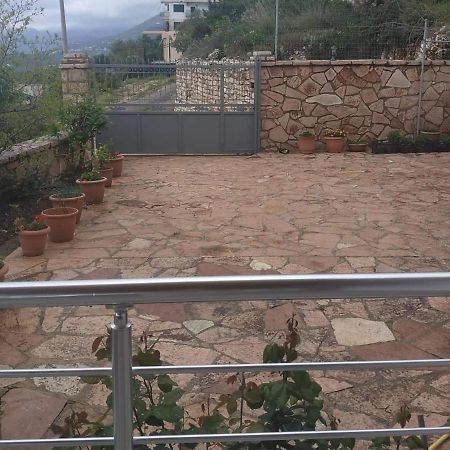 View Apartment Lukovë Екстериор снимка