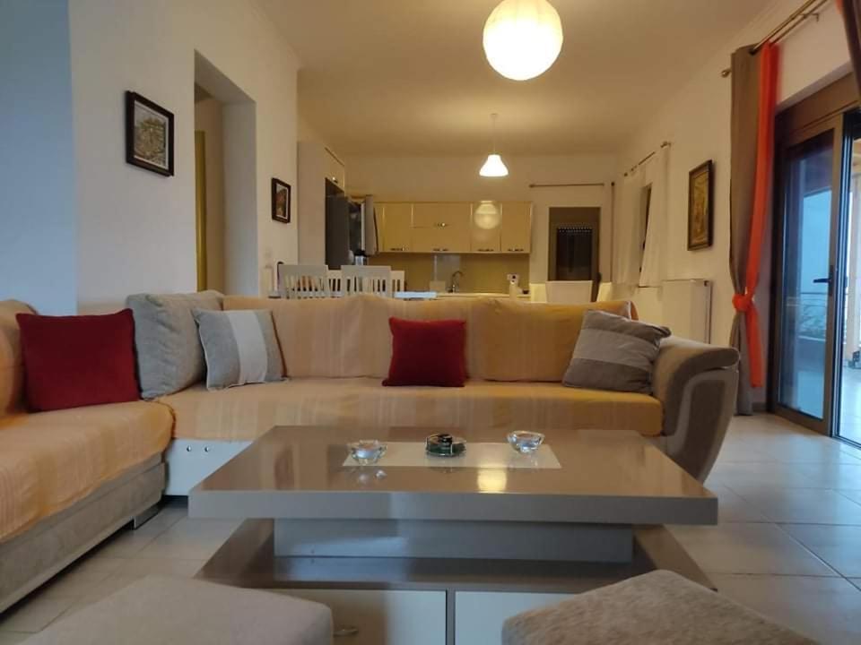 View Apartment Lukovë Екстериор снимка