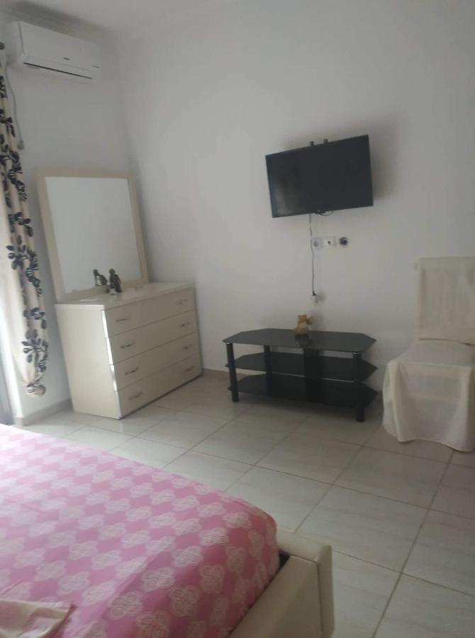View Apartment Lukovë Екстериор снимка