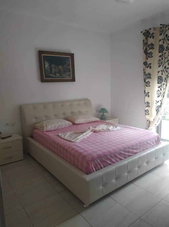 View Apartment Lukovë Екстериор снимка